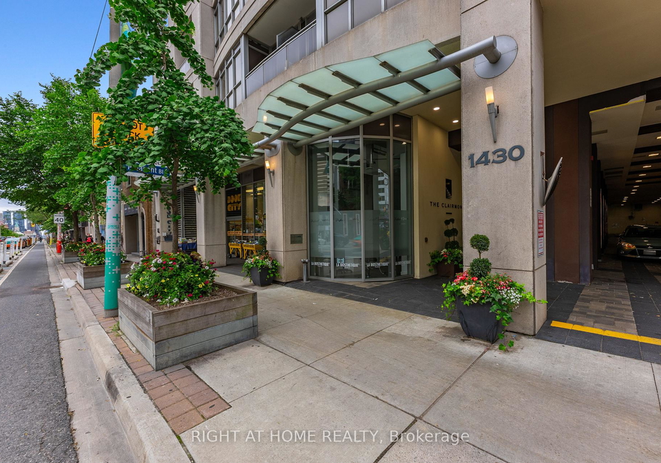 1430-yonge-street-toronto-ontario-c12879900