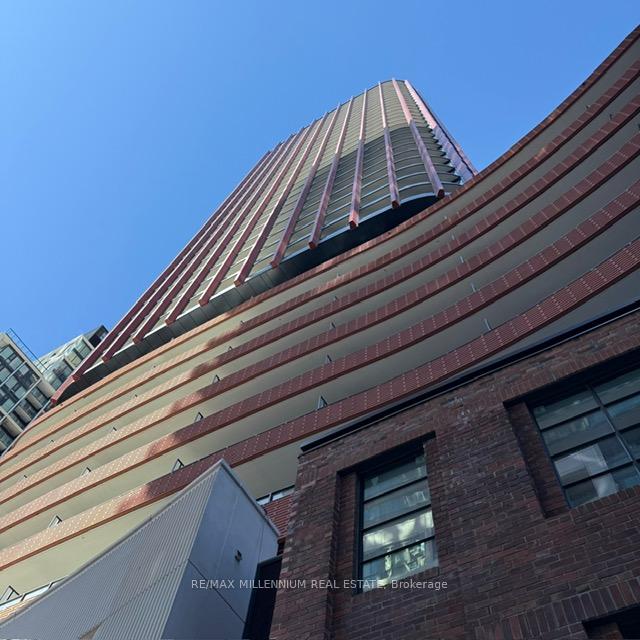180-front-street-e-toronto-ontario-c12880328
