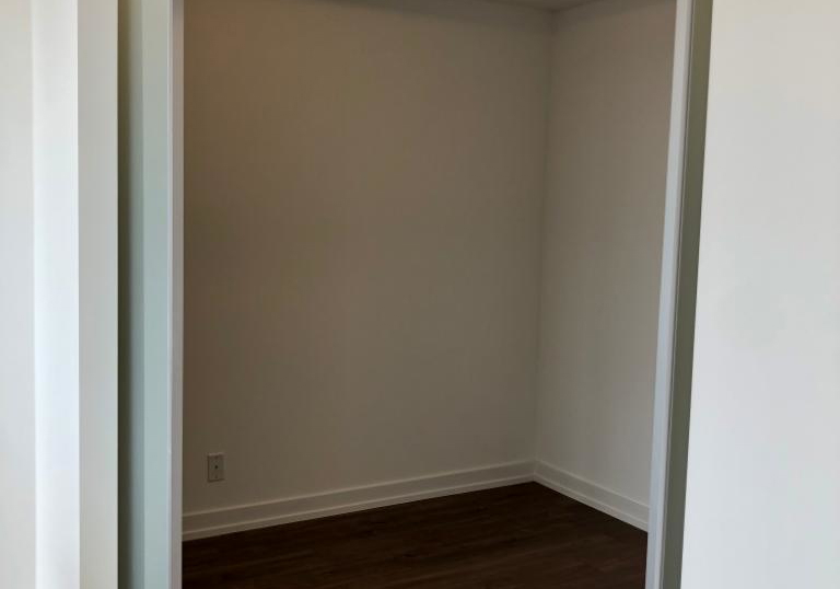 203-college-street-toronto-ontario-c12880342