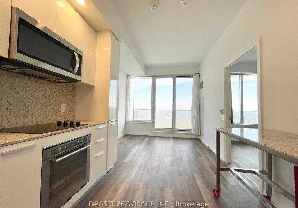 75-canterbury-place-toronto-ontario-c12880826