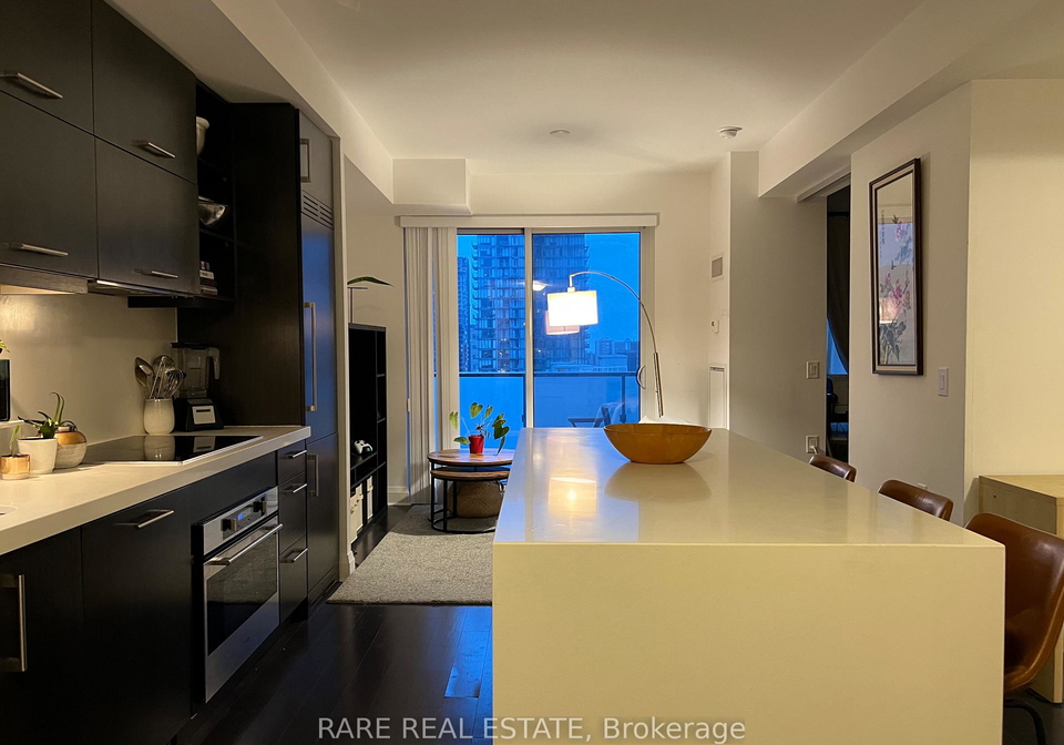 65-st-mary-street-toronto-ontario-c12881436