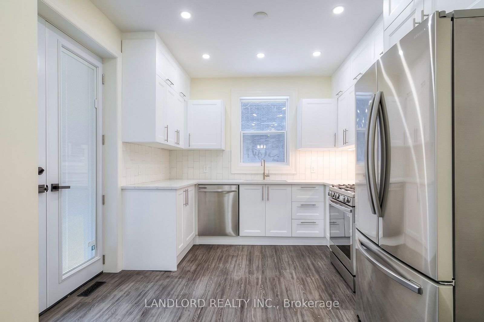 8-draper-street-toronto-ontario-c12881460
