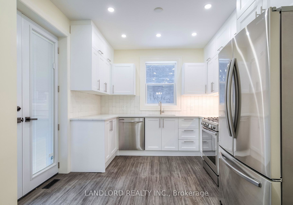 8-draper-street-toronto-ontario-c12881460