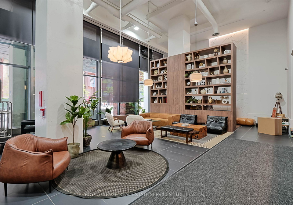 21-widmer-street-toronto-ontario-c12881582