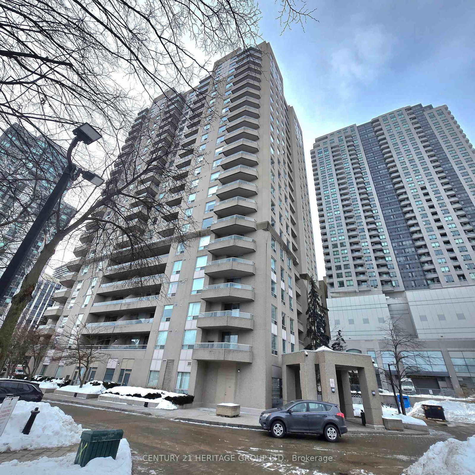 18-hillcrest-avenue-north-york-ontario-c12881706