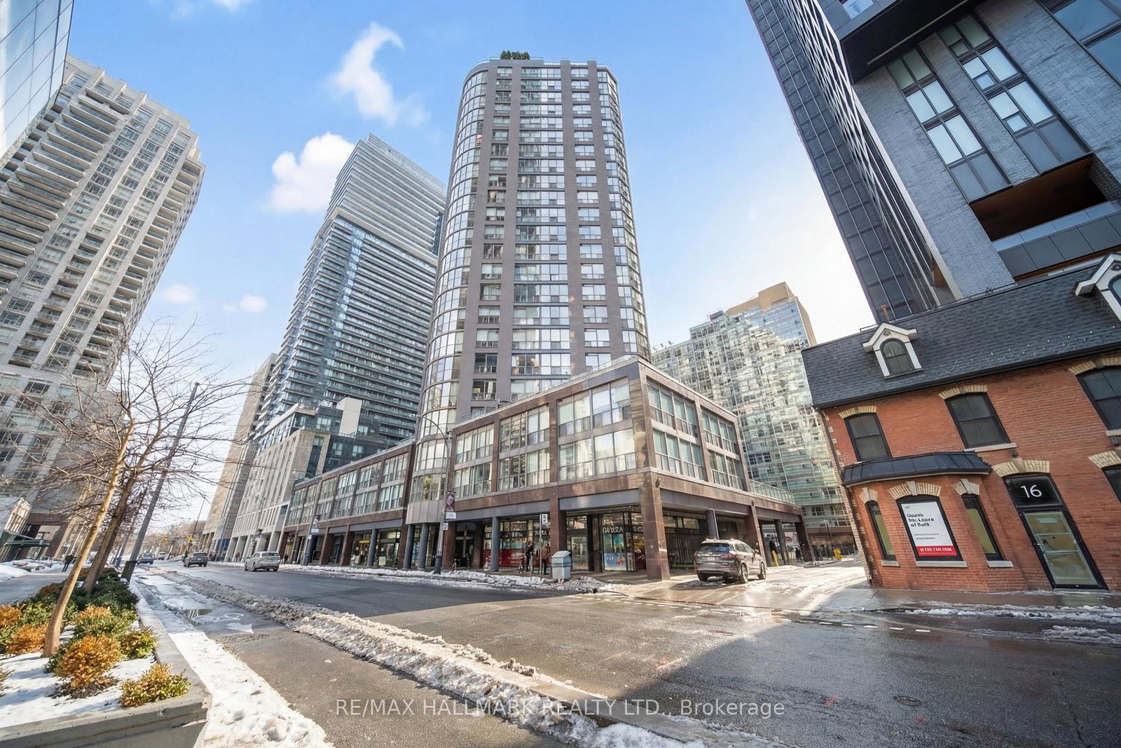 24-wellesley-street-w-toronto-ontario-c12881936