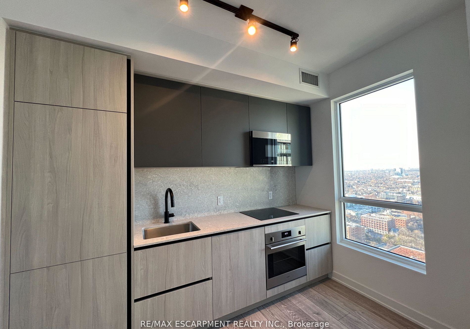 108-peter-street-toronto-ontario-c12882032