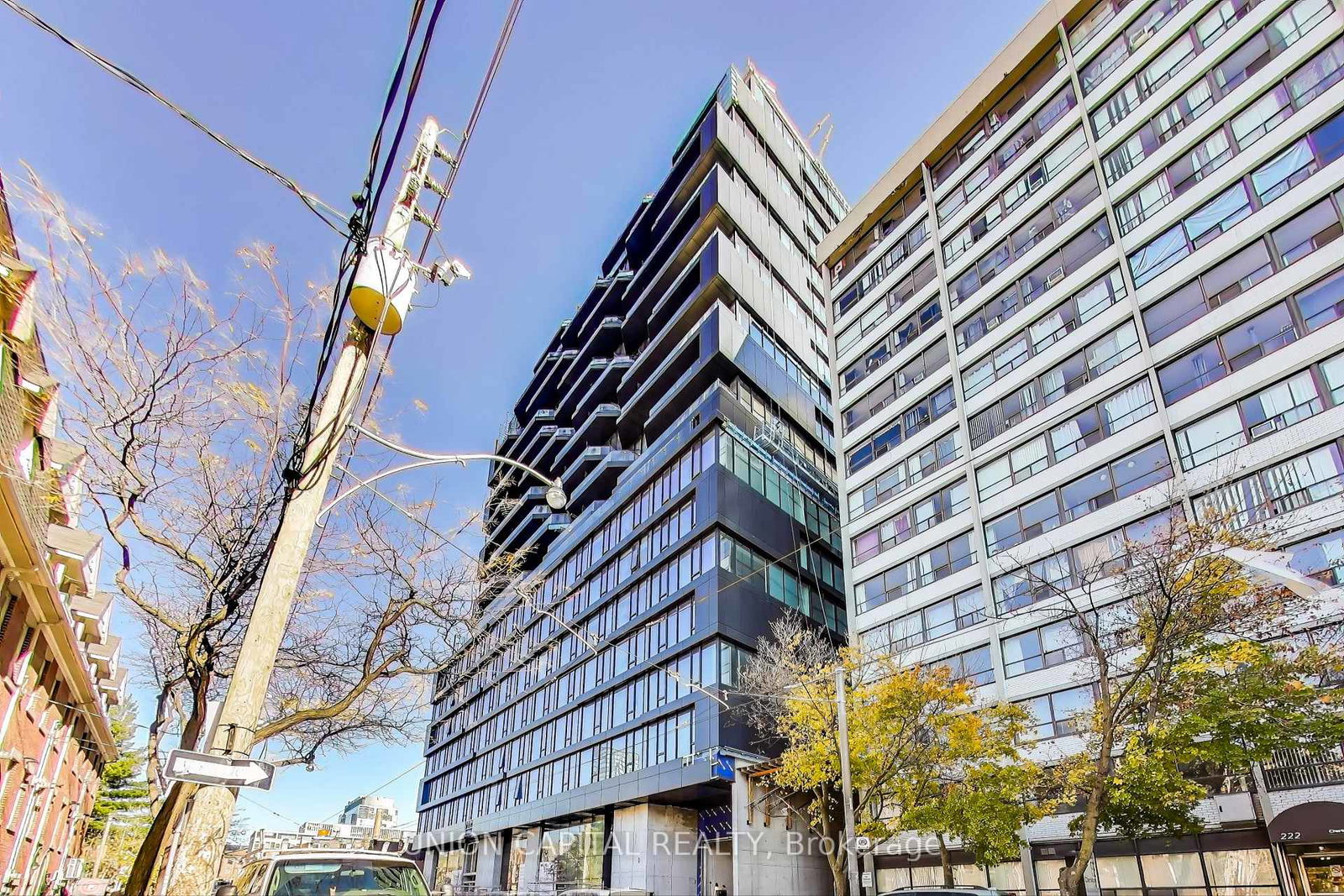 195-mccaul-street-toronto-ontario-c12882434
