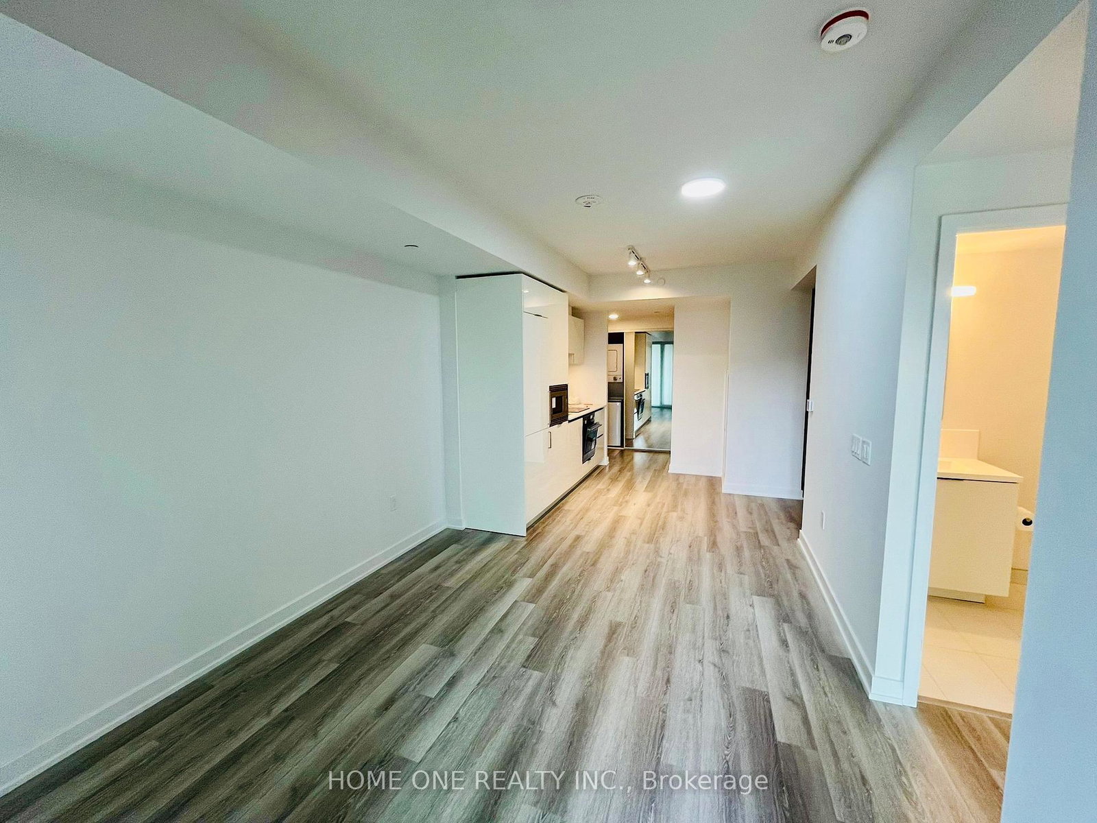 238-simcoe-street-toronto-ontario-c12882614