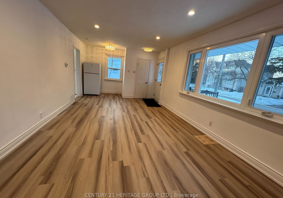 119-nipigon-avenue-north-york-ontario-c12882684