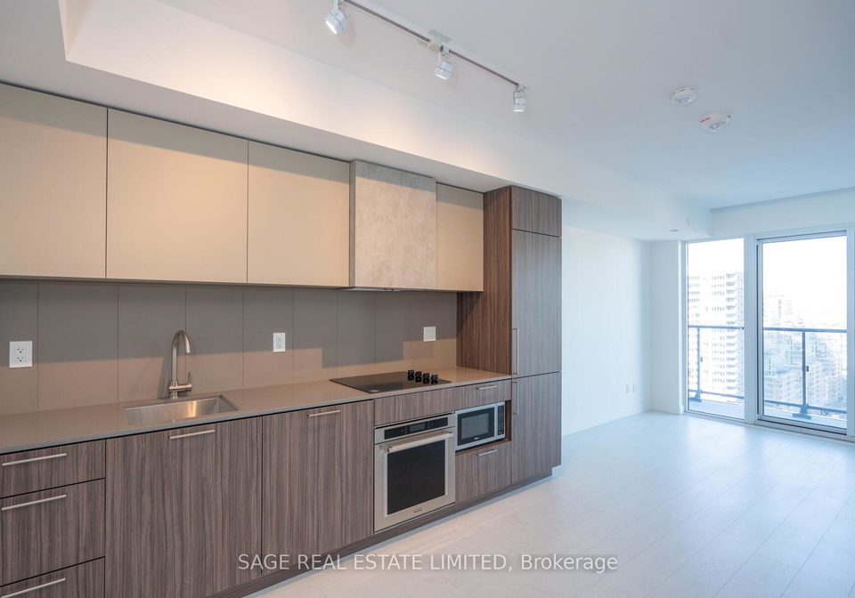 19-western-battery-road-toronto-ontario-c12882696
