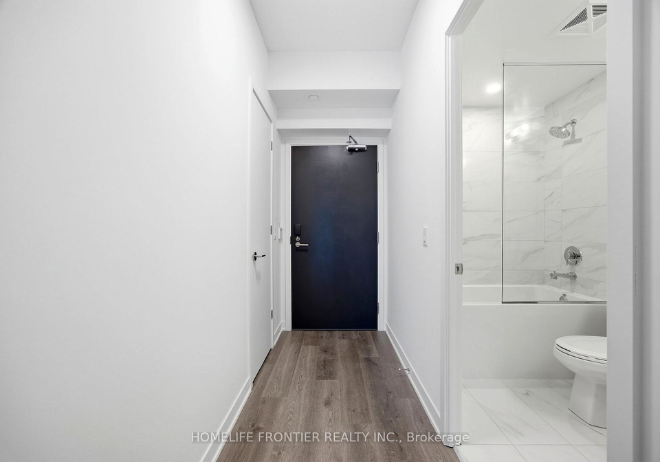180-front-street-e-toronto-ontario-c12882792