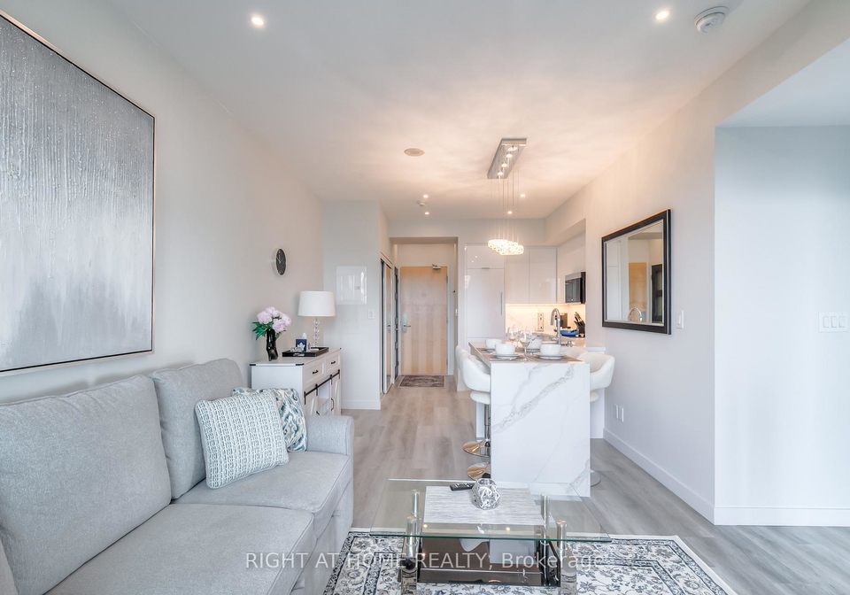65-bremner-boulevard-toronto-ontario-c12882978