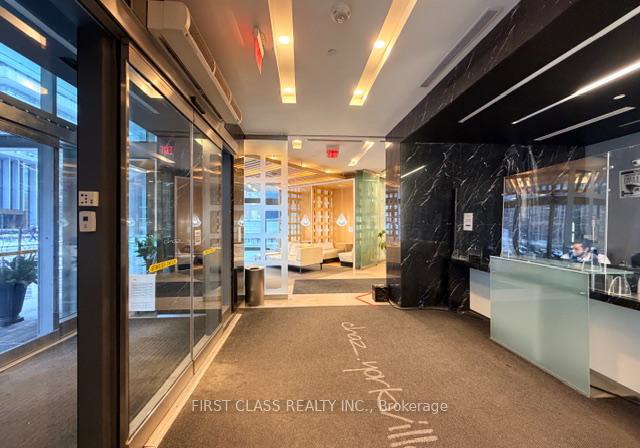 45-charles-street-e-toronto-ontario-c12883162