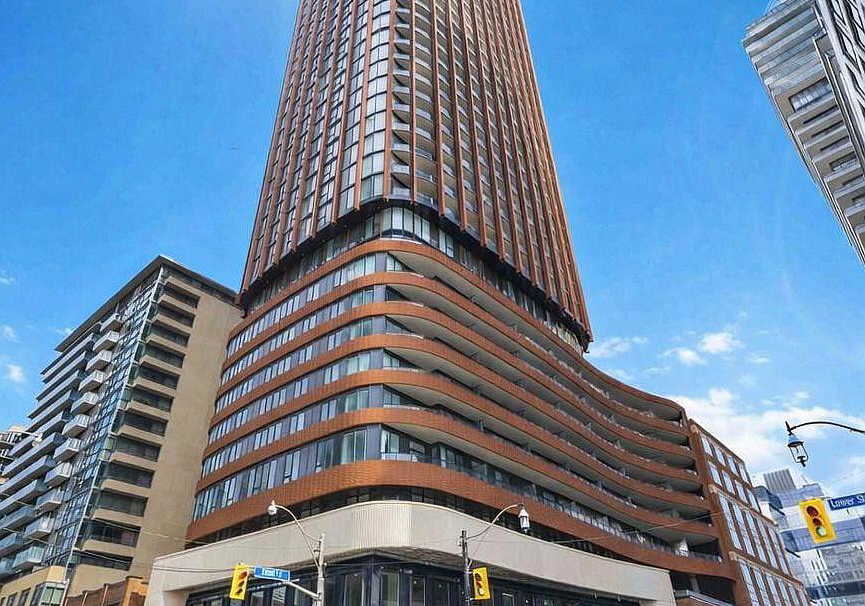 180-front-street-e-toronto-ontario-c12883358