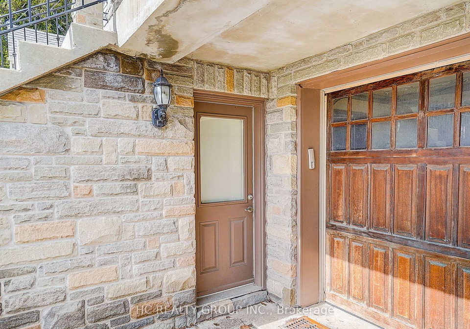 546-melrose-avenue-toronto-ontario-c12883490