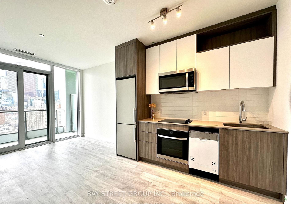 135-lower-sherbourne-street-w-toronto-ontario-c12883566