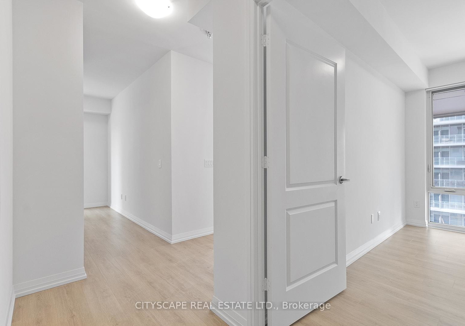 8-widmer-street-toronto-ontario-c12883688
