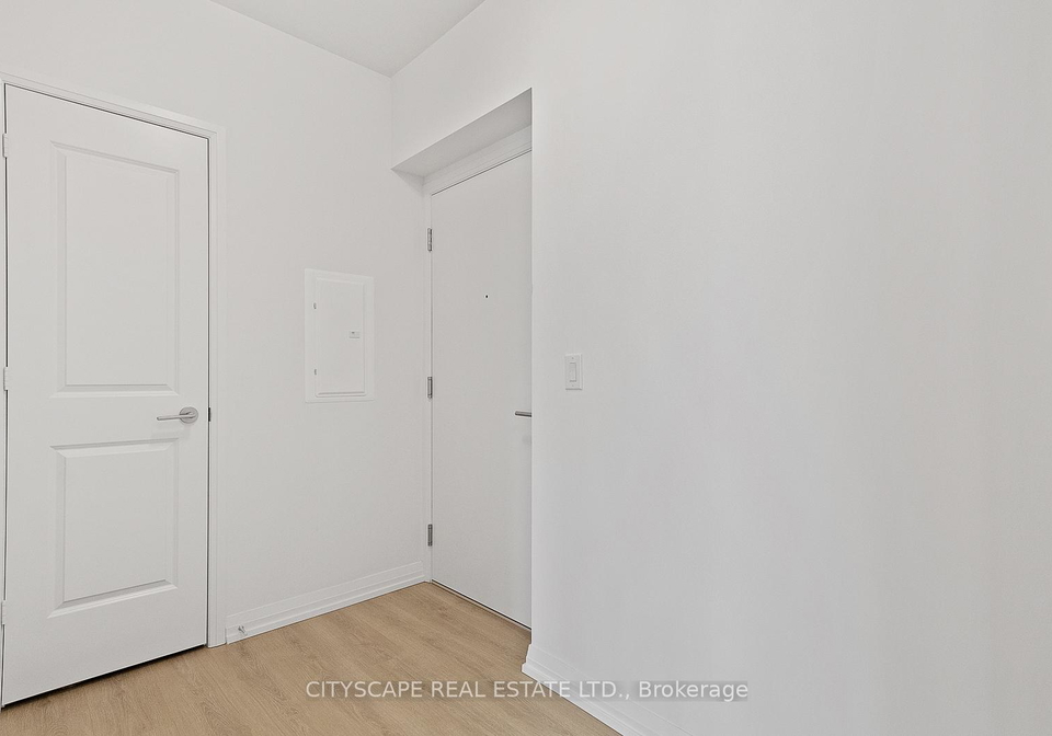 8-widmer-street-toronto-ontario-c12883688