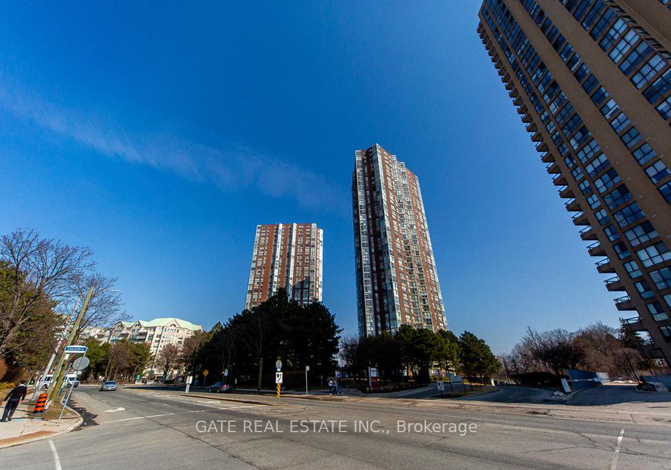 7-concorde-place-north-york-ontario-c12883828