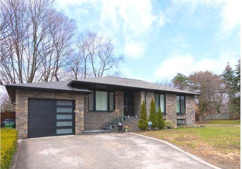 2-groveland-crescent-north-york-ontario-c12884016