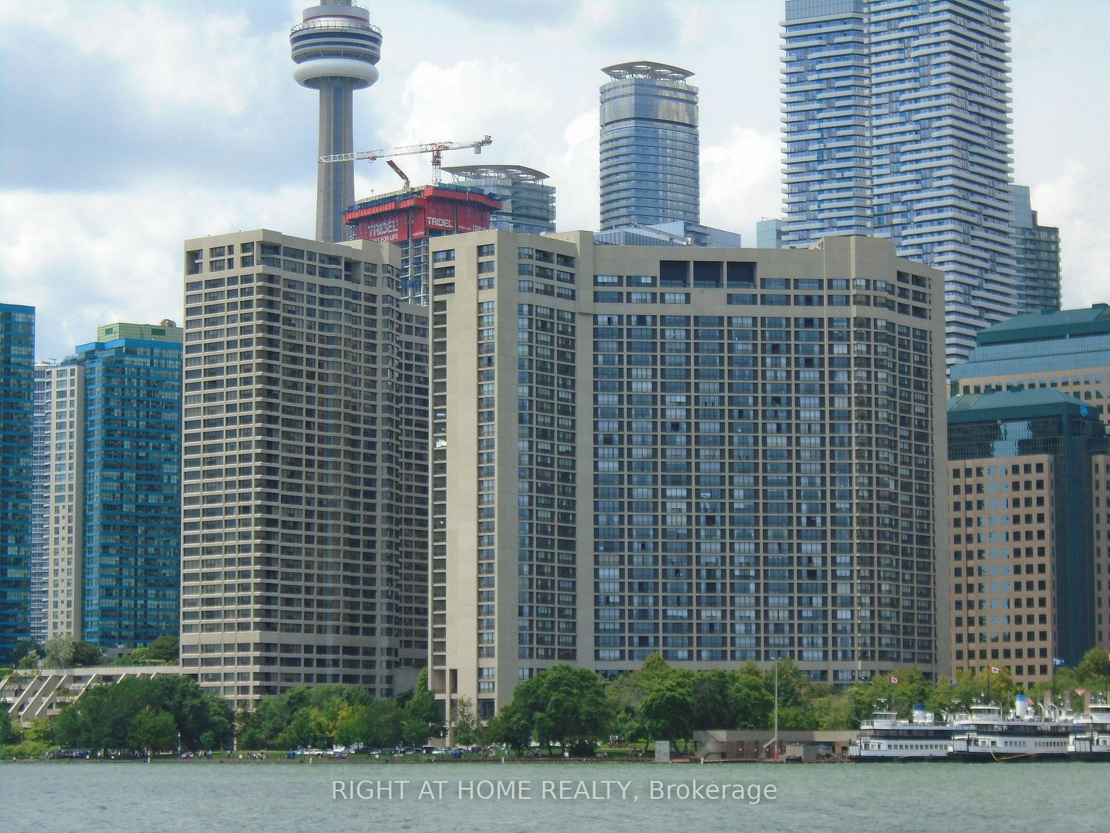 33-harbour-square-toronto-ontario-c12884166