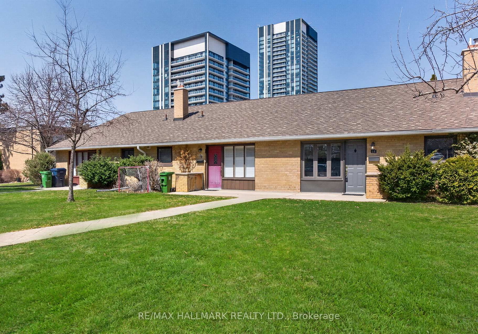 16-burdock-lane-north-york-ontario-c12884302