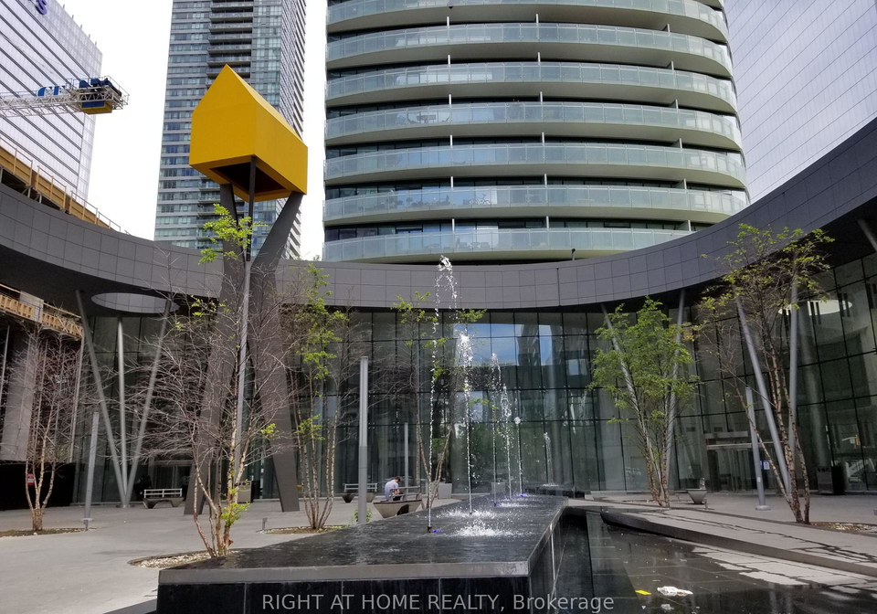 12-york-street-toronto-ontario-c12884456