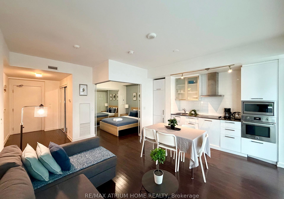 14-york-street-toronto-ontario-c12884542