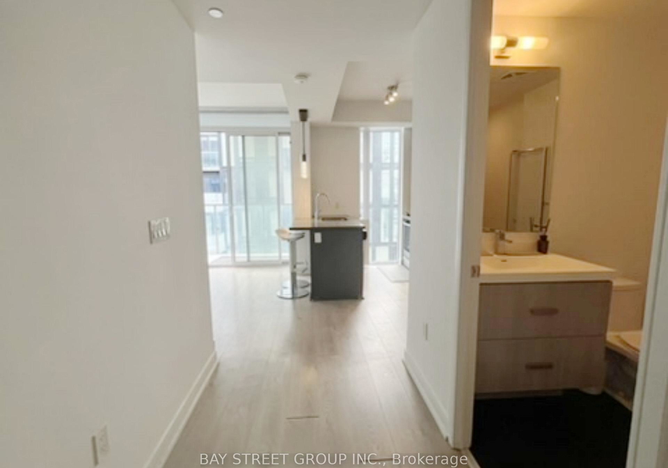 50-wellesley-street-e-toronto-ontario-c12884604