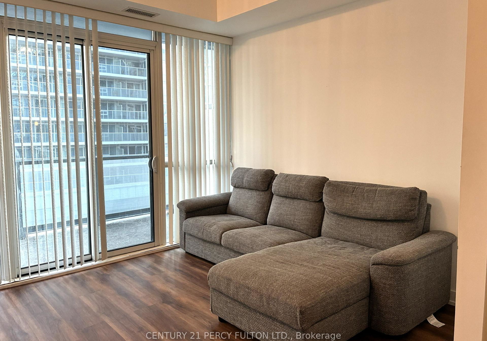 20-bruyeres-mews-toronto-ontario-c12884848
