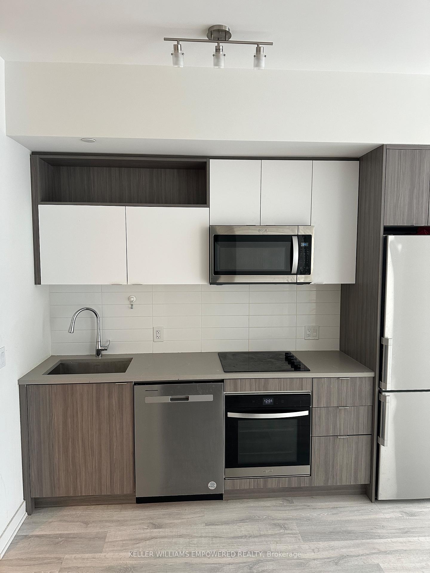 70-princess-street-toronto-ontario-c12884996