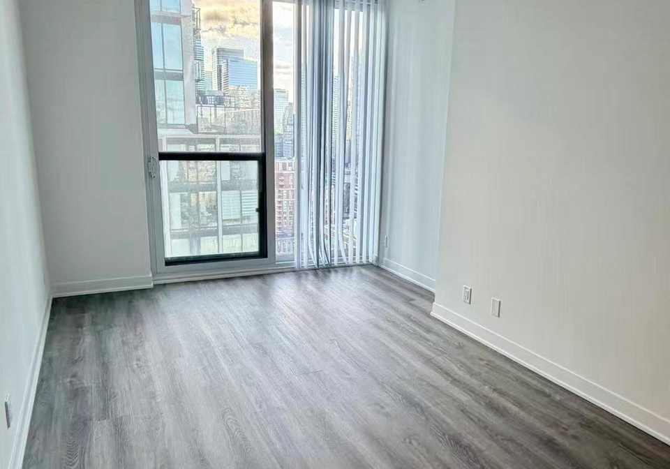 180-front-street-e-toronto-ontario-c12885068