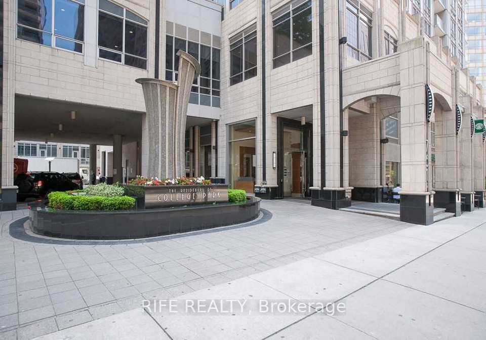 763-bay-street-toronto-ontario-c12885318