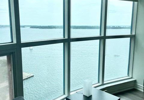 99-harbour-square-toronto-ontario-c12885450