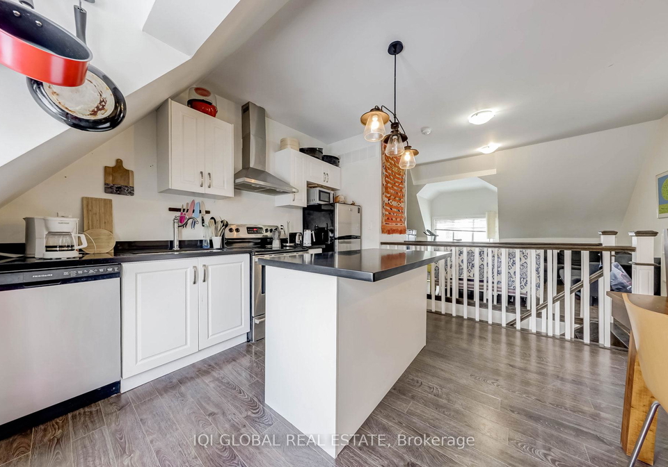 183-grace-street-toronto-ontario-c12885474