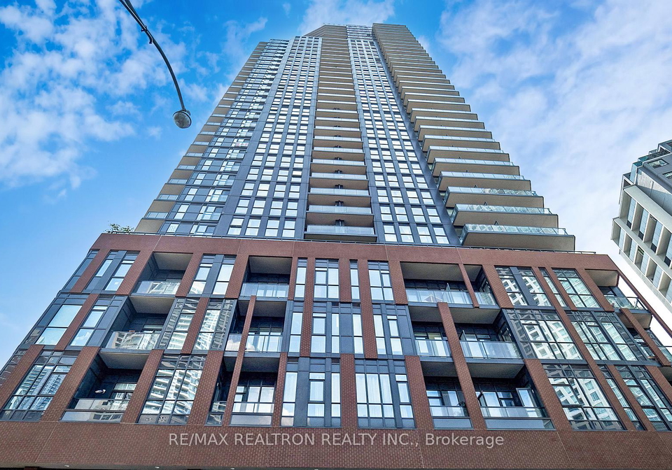 159-wellesley-street-e-toronto-ontario-c12885590