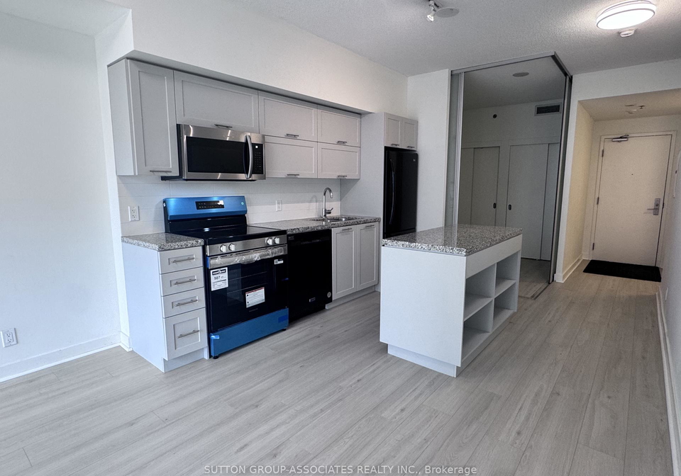 21-nelson-street-toronto-ontario-c12885616