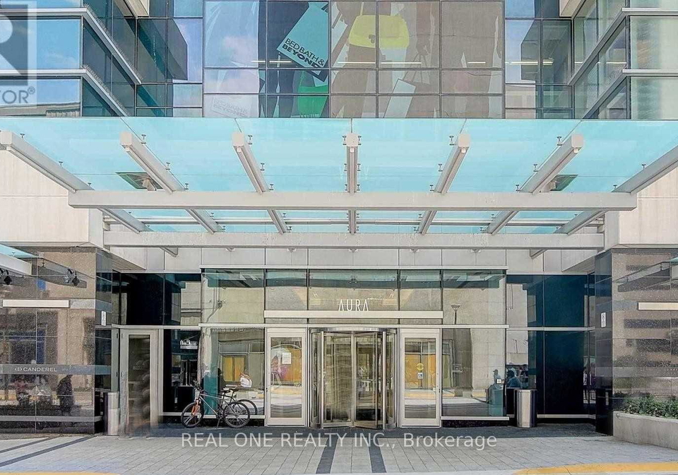 386-yonge-street-toronto-ontario-c12885672