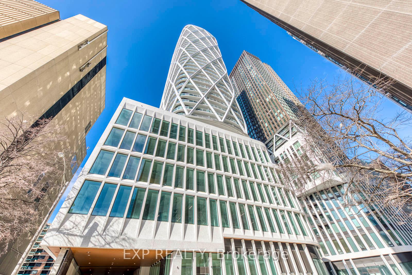 230-simcoe-street-toronto-ontario-c12885738