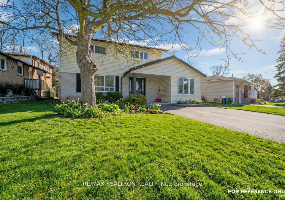 151-shaughnessy-boulevard-north-york-ontario-c12885822