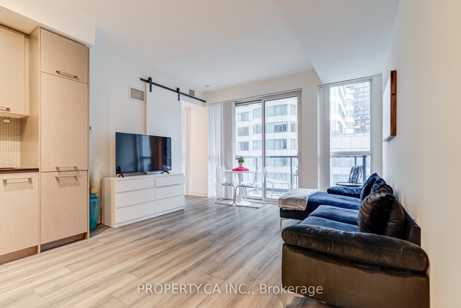 87-peter-street-toronto-ontario-c12885902