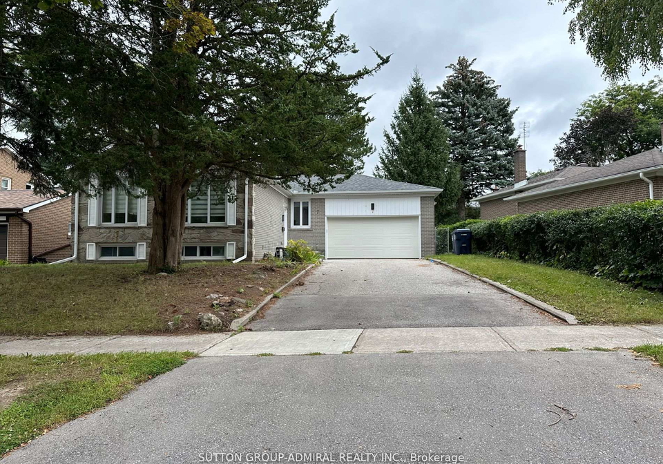 7-resolution-crescent-north-york-ontario-c12886078