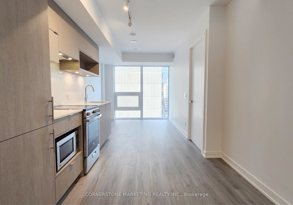 100-queen-street-e-toronto-ontario-c12886092