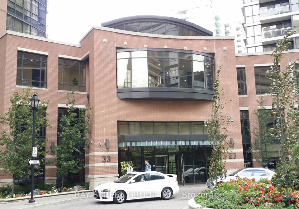 33-sheppard-avenue-e-north-york-ontario-c12886140