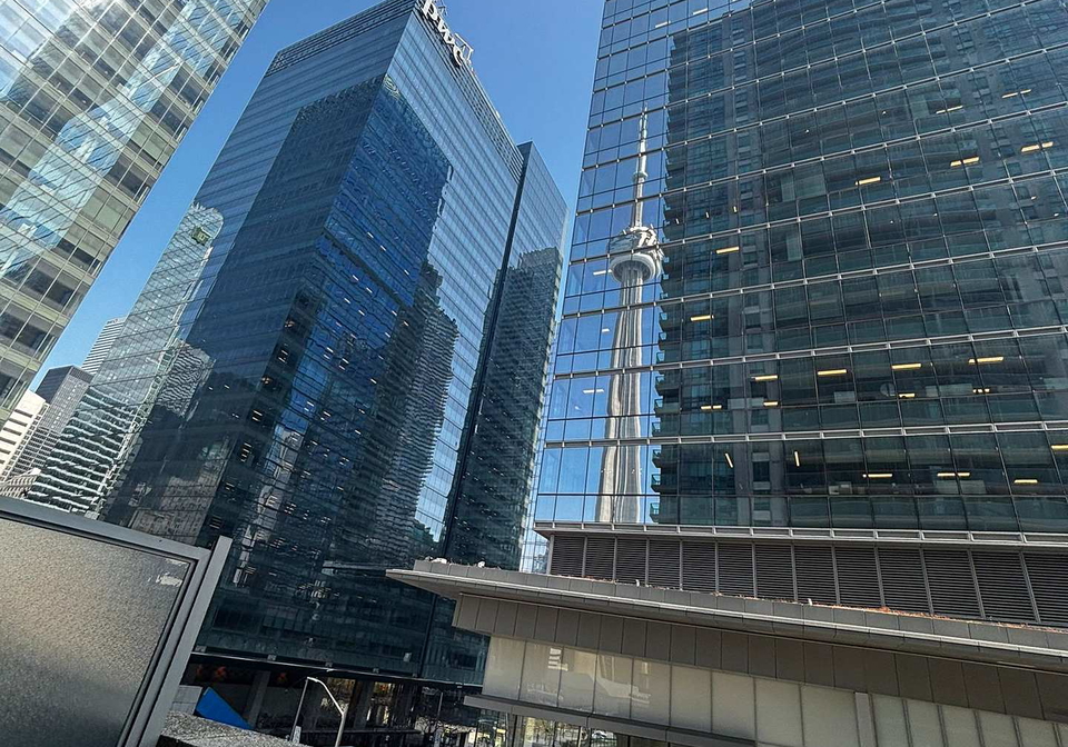 30-grand-trunk-crescent-toronto-ontario-c12886530