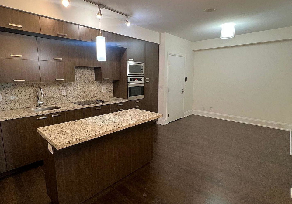 120-harrison-garden-boulevard-north-york-ontario-c12886596