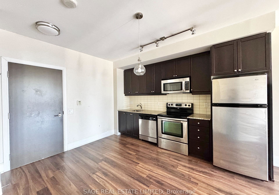 560-front-street-w-toronto-ontario-c12886936