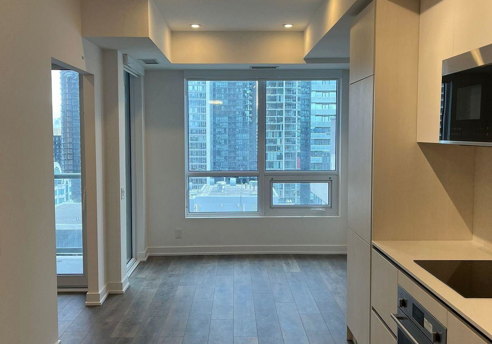 108-peter-street-toronto-ontario-c12886938
