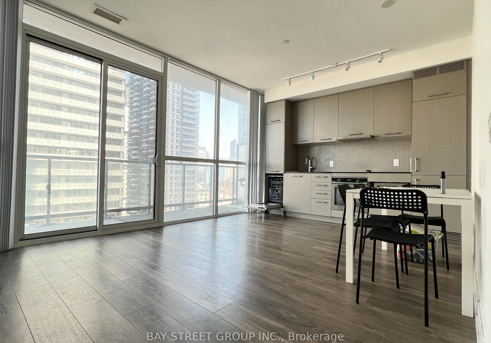 87-peter-street-toronto-ontario-c12887076